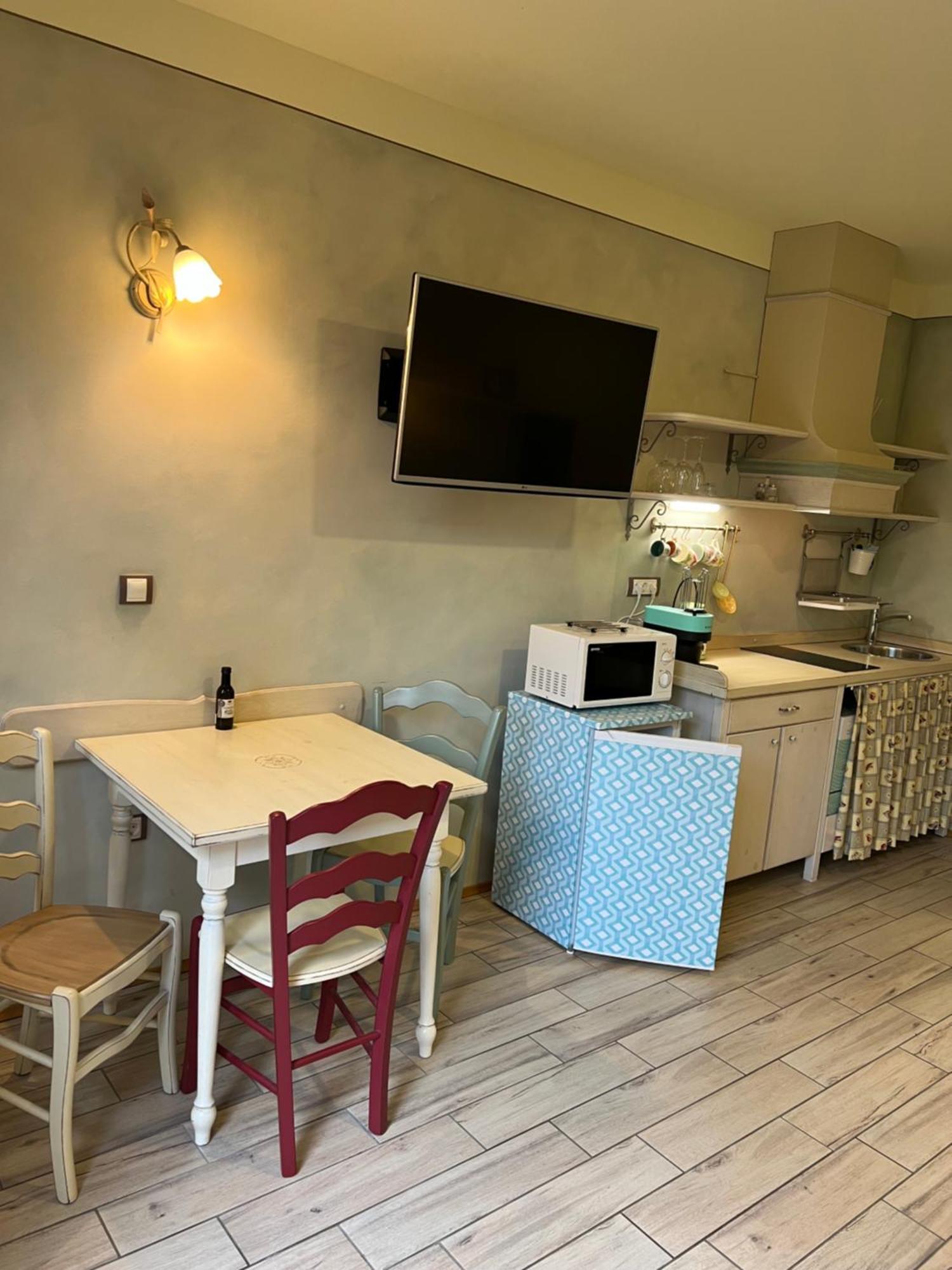 Apartments Kokl - Adults Only Radovljica Szoba fotó