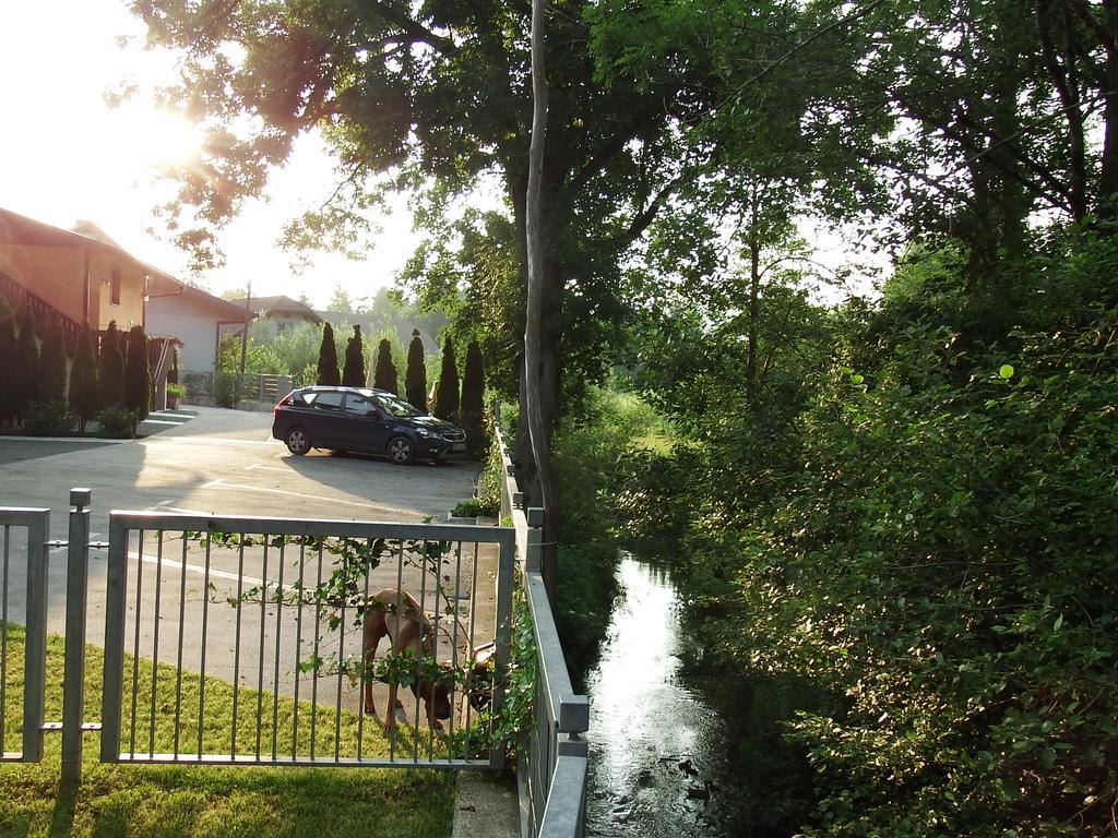 Apartments Kokl - Adults Only Radovljica Kültér fotó