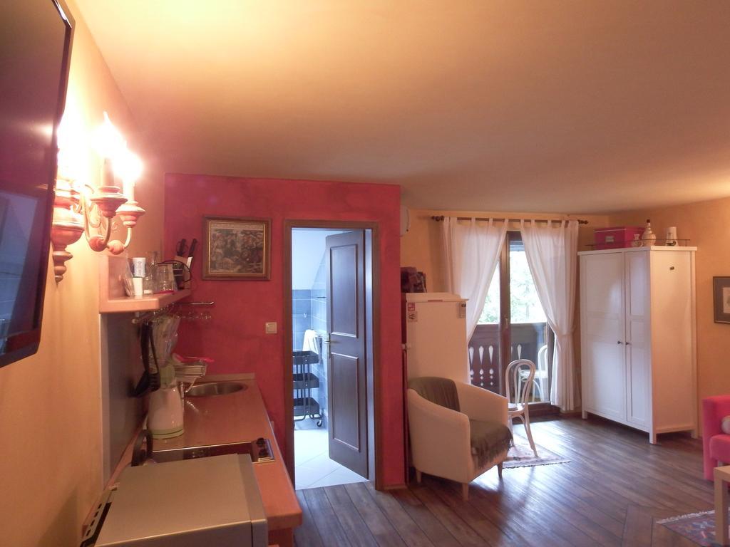 Apartments Kokl - Adults Only Radovljica Szoba fotó